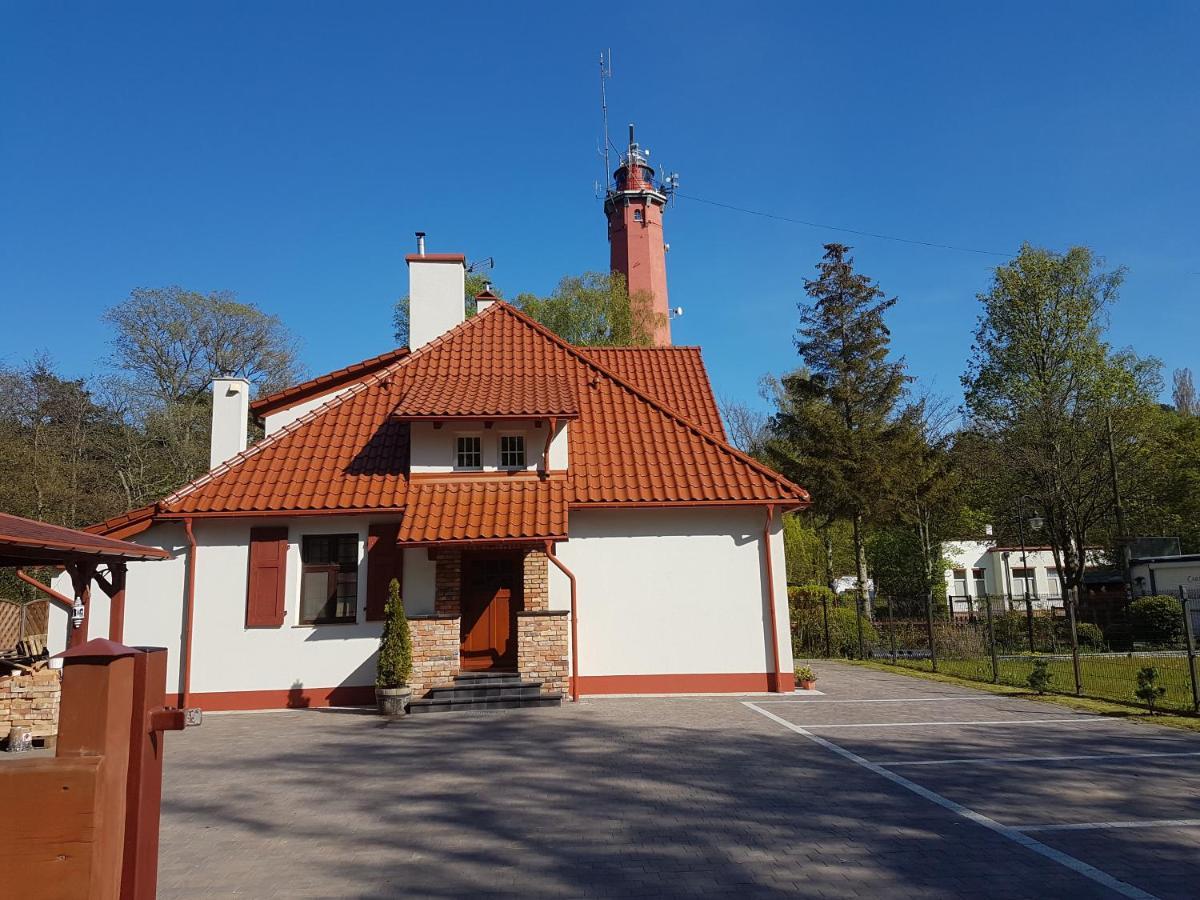 Zabytkowy Dom Latarnikow Hel Buitenkant foto